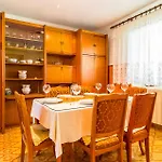 בית נופש House Grande Grandici