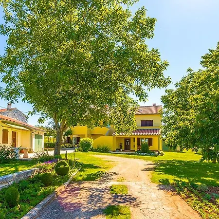 House Grande * Grandici