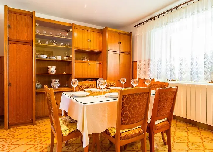 Сasa de vacaciones House Grande Grandici