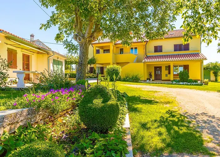 House Grande * Grandici